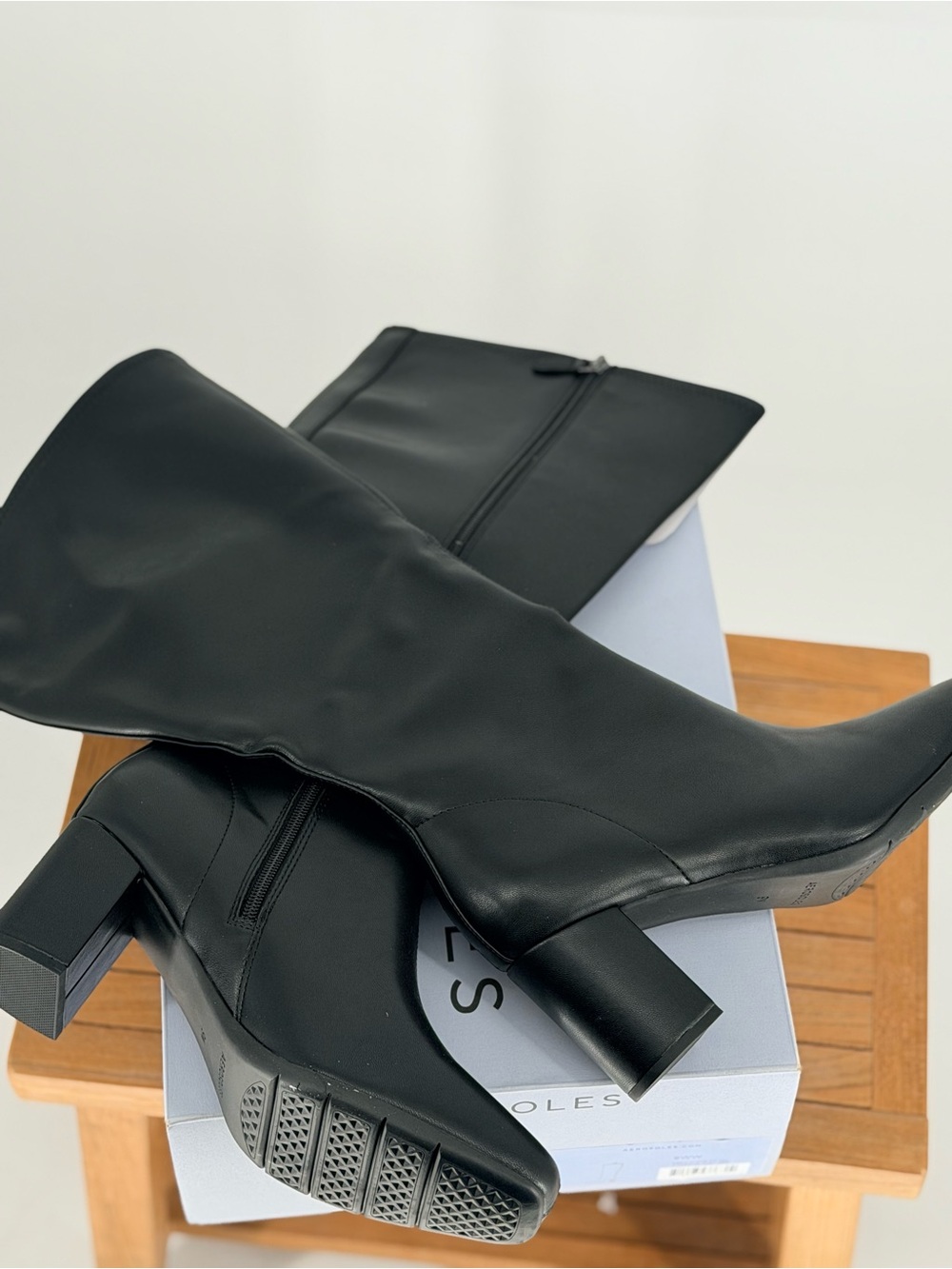 New Women’s Aerosols Black Knee-High Block Heel Knee Boots size 9WW